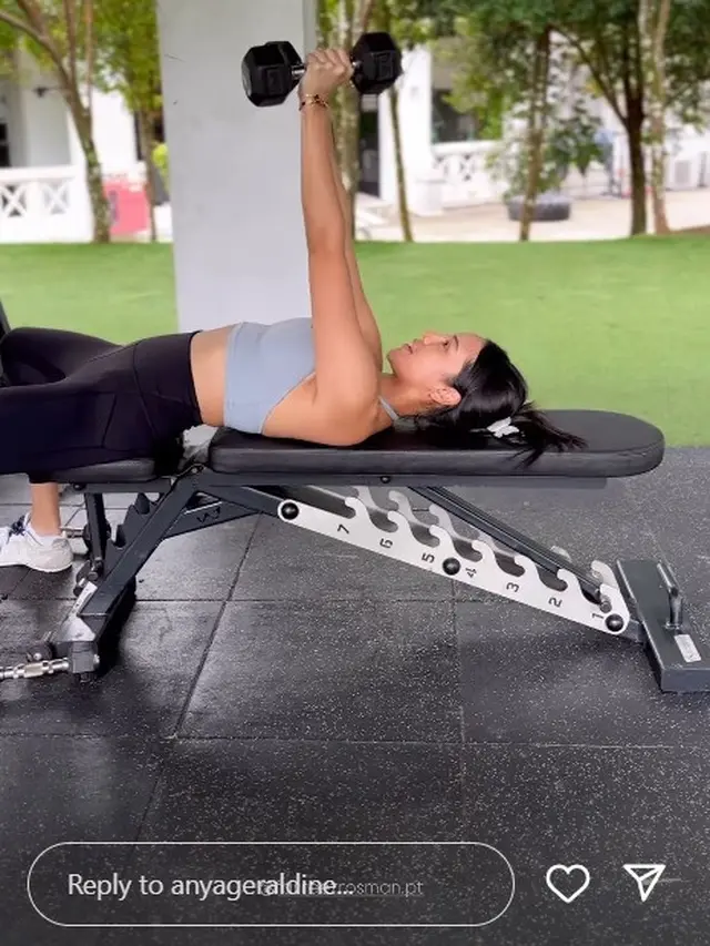 Potret Anya Geraldine Nge-Gym. (instagram.com/anyageraldine)