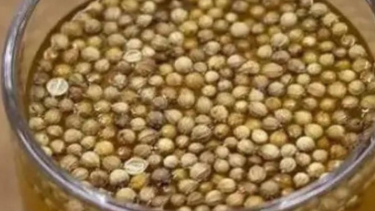 Ilustrasi Minuman Herbal Kunyit dan Lada (Sumber: Instagram/@dr.zaidulakbar.resep)