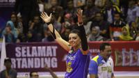 Pemain Bandung Bank BJB Pakuan Muresan Daiana meluapkan kegembiraan usai mengalahkan Jakarta BNI Taplus 3-0 pada seri terakhir putaran kedua Proliga 2018 di GOR C-tra Arena, Bandung, Minggu (18/3/2018). (Humas PBVSI)
