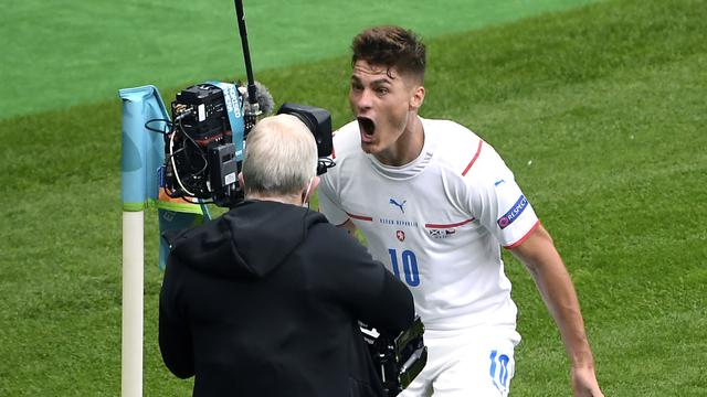 Patrik Schick Cetak Dua Gol, Ceko Sikat Skotlandia