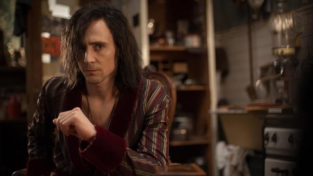 Only Lovers Left Alive (2013)