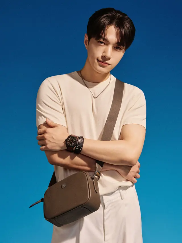 KEEP IT CASUAL Kim Myung Soo (L) sebagai Friend of Fossil. Dok. Fossil