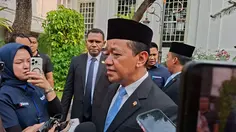 Respons Bahlil Rangkap Dua Jabatan Menteri Usai Dilantik Prabowo