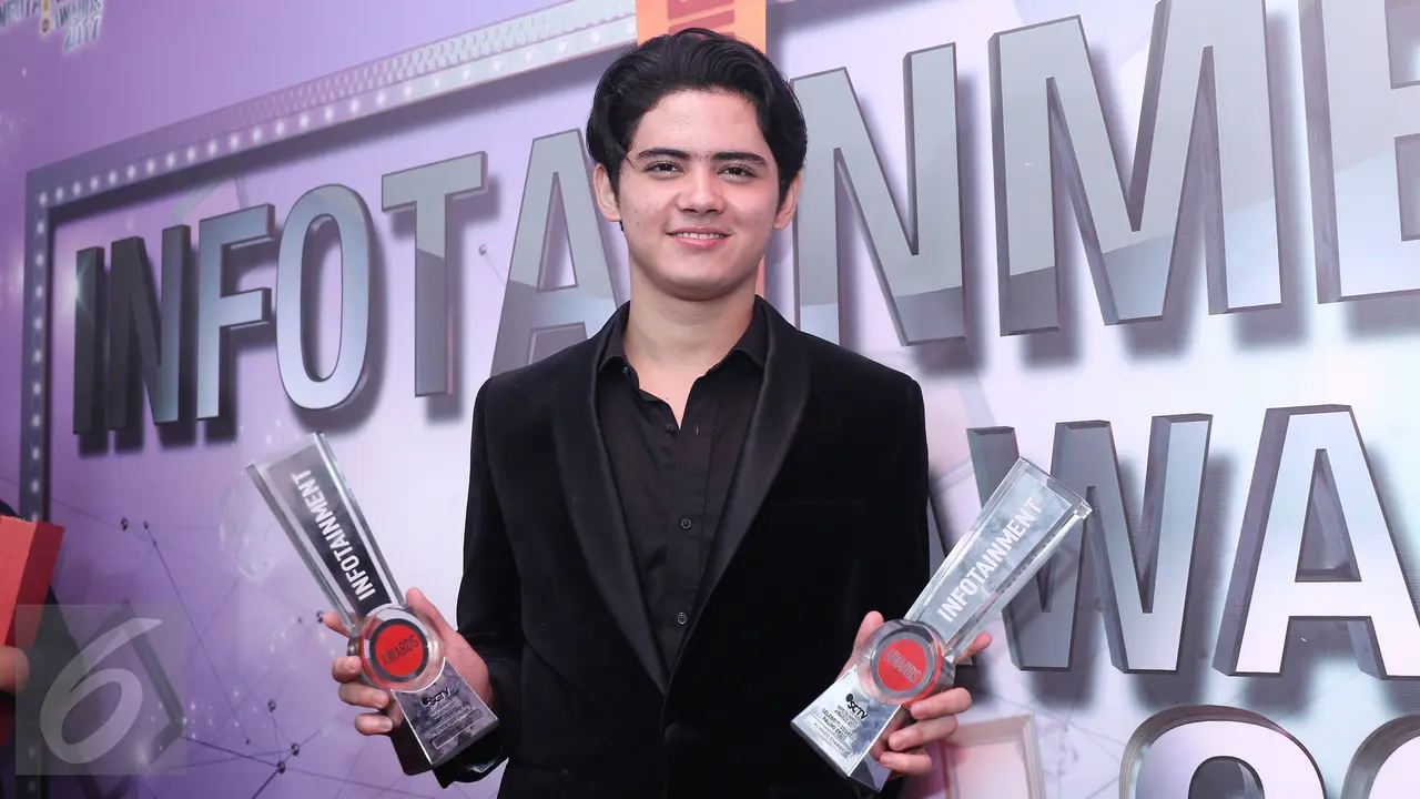Aliando
