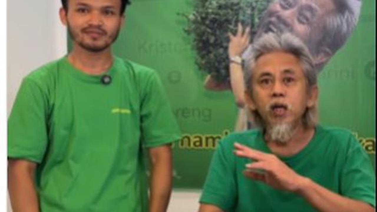 Potret Epy Kusnandar yang Selalu Ceria Bersama Karyawan, Bahagia dalam Kesederhanaan