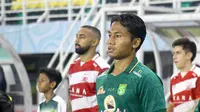 Pemain Persebaya Surabaya, Kadek Raditya. (Aditya Wani/Bola.com)