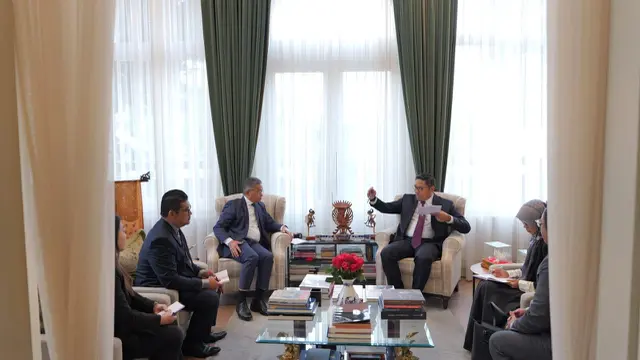 Wamentan RI Temui Dubes, Mahasiswa dan Diaspora Indonesia di Belanda