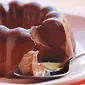 Agar rasanya tidak terlalu manis, ini resep puding cokelat yang pas banget di lidah! (Via: indobase.com)