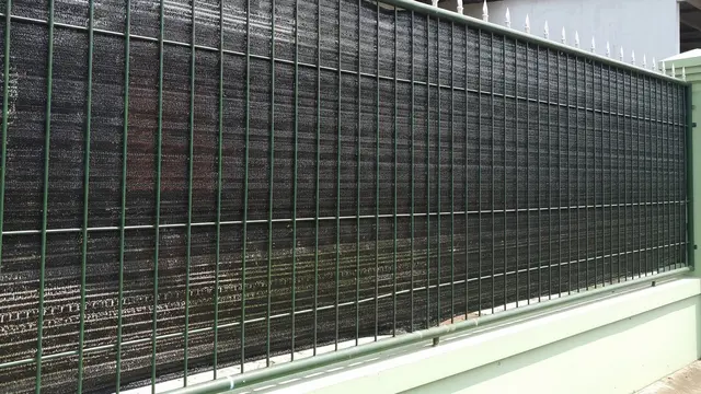 Pagar Paranet Gaya Lapis Pagar BRC (Gemini AI)