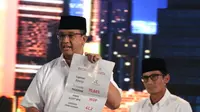 Anies Baswedan memaparkan rapor merah pemerintah DKI Jakarta (Liputan6.com/Dito)