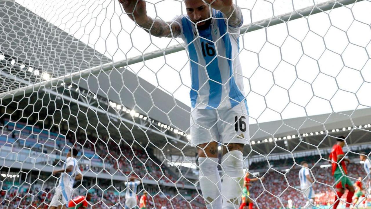 Keputusan aneh wasit menganulir gol Argentina setelah dua jam membuat kapten Timnas Argentina senior, Lionel Messi berkomentar.