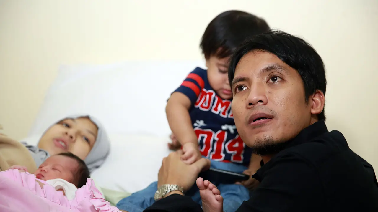 [Bintang] Natasha Rizky dan Desta