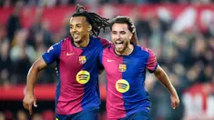 Barcelona berhasil meraup poin penuh saat bertandang ke markas Sevilla di laga pekan ke-23 Liga Spanyol 2024/2025 di Ramon Sanchez Pizjuan, Senin (10/02/2025). (AP Photo/Jose Breton)