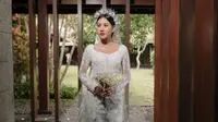 Menawan Semua, 5 Detail Busana Shenina Cinnamon dari Kebaya Akad hingga Gaun Mini After Party