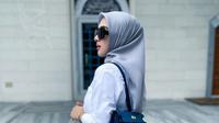 Kenang Lokasi Akad Nikah, Ini 7 Potret Syahrini di Masjid Camii Tokyo (Sumber: Instagram/princessyahrini)