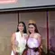 Potret Happy Salma dan Ariel Tatum dalam acara monolog "Mahkota"