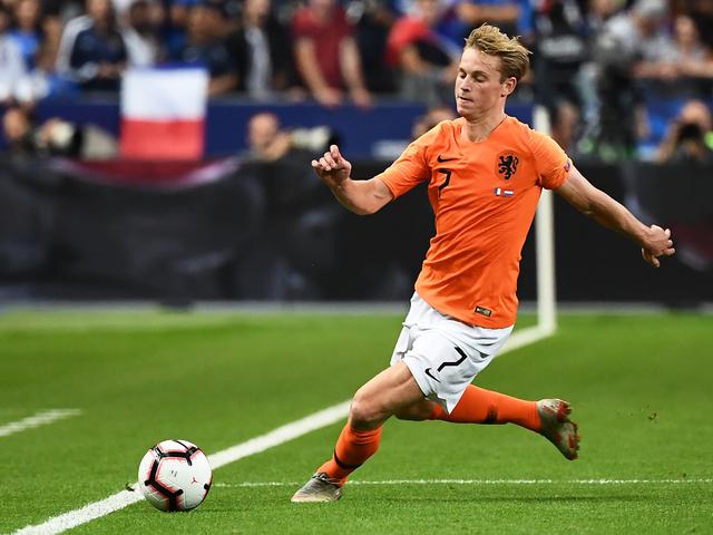 Real Madrid Dan Barcelona Bersaing Dapatkan De Jong Spanyol Bola Com