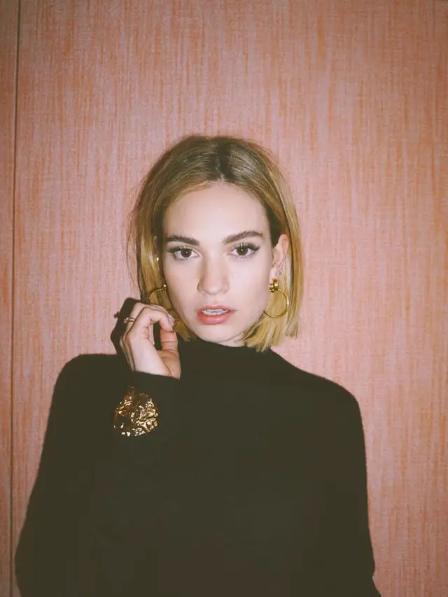 Lily James (Instagram/ lilyjamesofficial)