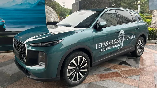 LEPAS L8, SUV model perdana dari LEPAS (Merdeka.com/Idris Rusadi Putra)