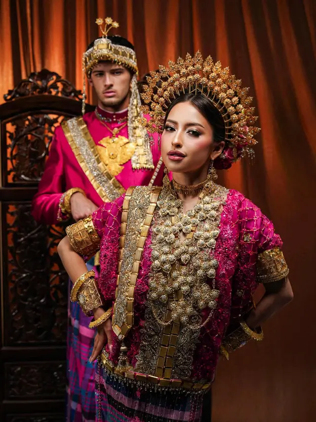 Hari Pernikahan Makin Dekat, Jennifer Coppen dan Justin Hubner Pancarkan Aura Pengantin dalam Busana Adat Makassar