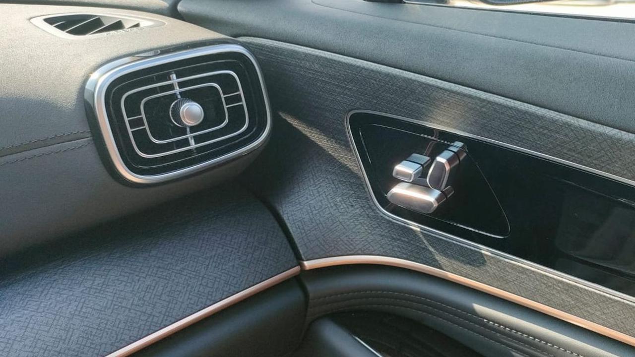 Interior Premium