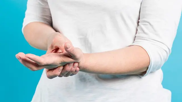 Asam urat tinggi di tangan