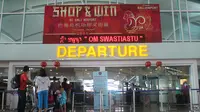 Bali International Airport gelar program keuntungan berbelanja “Shop & Win Promotion” dengan hadiah voucher belanja jutaan rupiah.