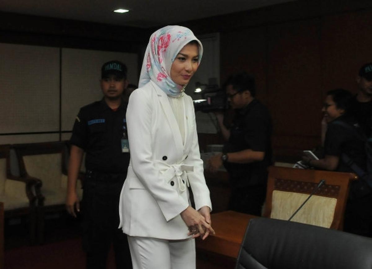Gaya santai Arzetty jalani sidang etik MKD