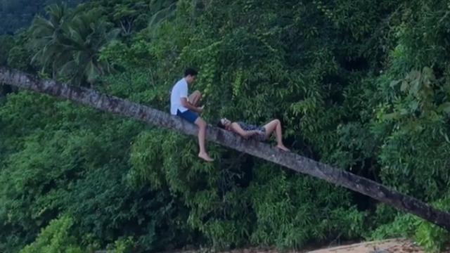 Darius Sinathrya dan Donna Agnesia