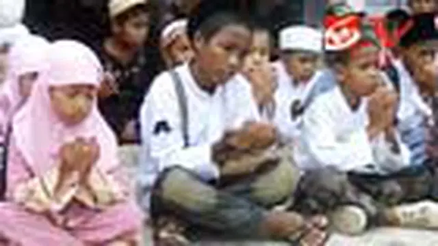 Doa Anak Yatim untuk Korban Sukhoi