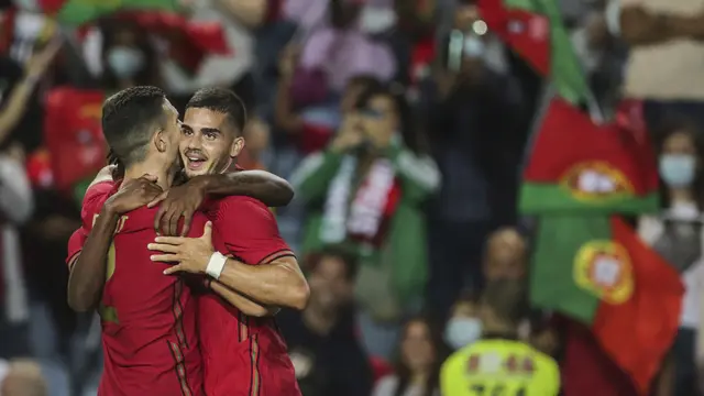 Foto: Cristiano Ronaldo Cetak Gol, Portugal Tundukkan Qatar 3-0