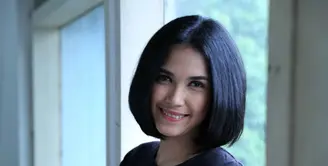 Dinda Kanya Dewi, aktris cantik ini memang terkenal dengan perannya yang antagonisnya dalam beberapa sinetron. (Nurwahyunan/Bintang.com)