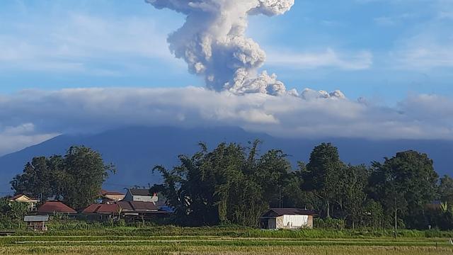 Erupsi Gunung Marapi, Sabtu (26/10/2024). (Liputan6.com/ ist)