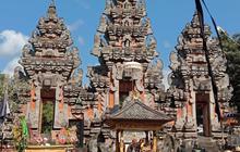 Eksotisme Pura di Lereng Gunung Semeru, Sempat Ditolak Pejabat Kini Berdiri Megah Berkat Kekompakan Warga Hindu Lumajang dan Bali