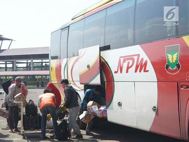 Viral Kabar Penumpang Di Bagasi Bus Ini Komentar Perusahaan Otobus Otomotif Liputan6 Com