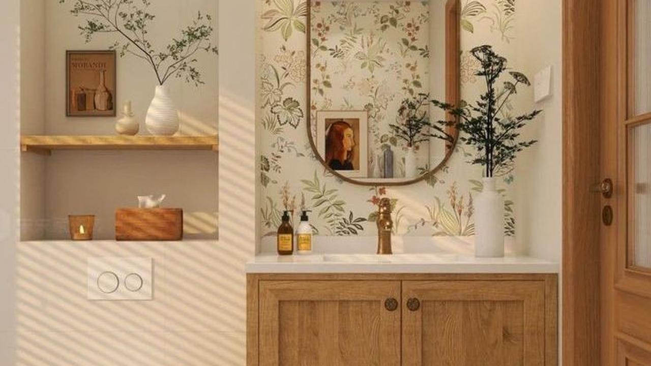 5.  Kamar Mandi dengan Furnitur Kayu