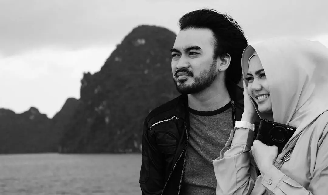 Rina Nose dan mantan suami, Ridwan Feberani Anwar [foto: instagram]