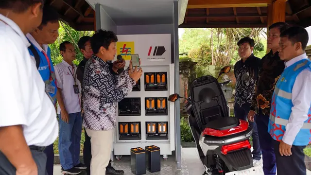 PLN Gandeng Hyundai Kefico, Pacu Pengembangan SPBKLU untuk Motor Listrik