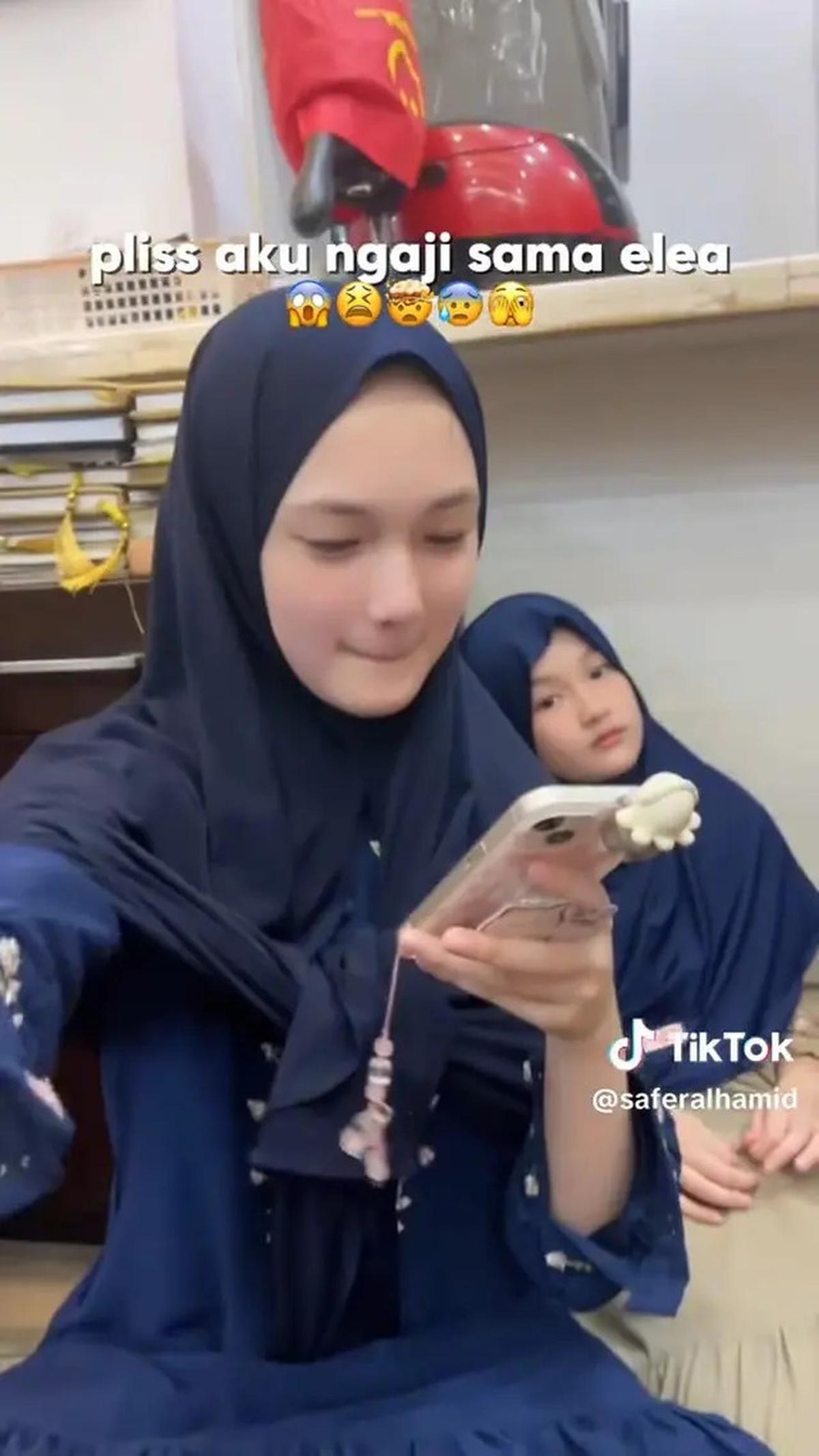 6 Potret Shakeela Eleanor Anak Ussy Sulistiawaty Berhijab, Jarang Tersorot