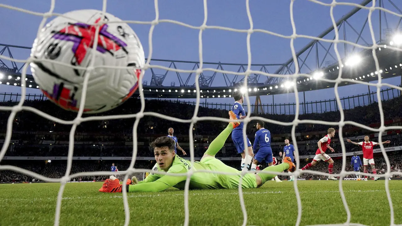 Foto: Arsenal Jaga Asa Juara Liga Inggris, Chelsea Hati-hati Degradasi