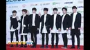 Boy band Infinite berpose di red carpet acara Seoul Music Awards 2015, Korea, Kamis (22/1/2015). (mwave.interest.me)