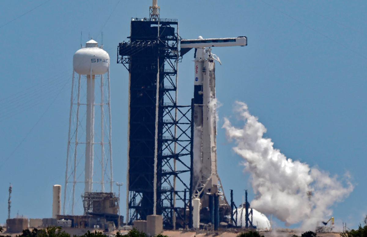 FOTO: Empat Astronaut Diterbangkan NASA dan SpaceX untuk Misi 6 Bulan di Stasiun Luar Angkasa