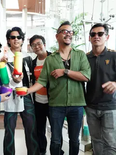 Intip bagaimana NIDJI melakukan gaya hidup reusable dari pakai tumbler (frank green)