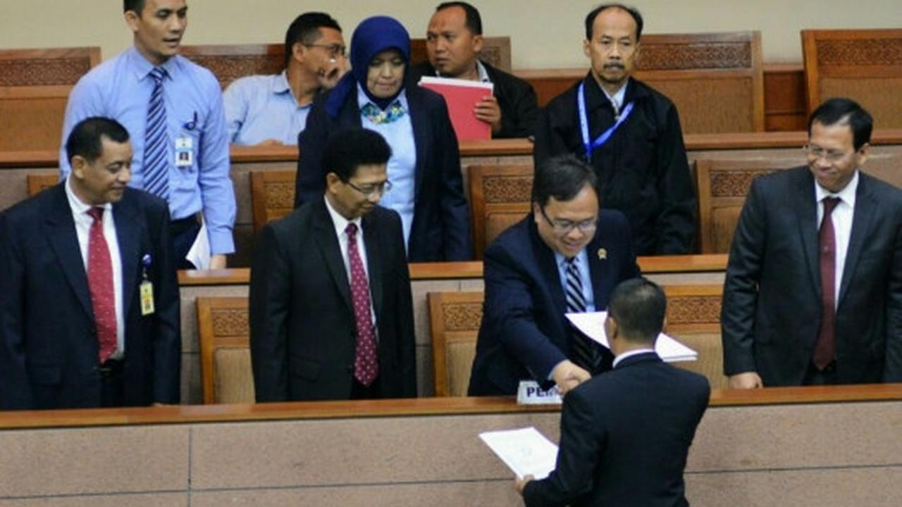 Suasana rapat paripurna bahas dana aspirasi DPR