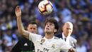 Alvaro Odriozola. Bek kanan Spanyol berusia 26 tahun yang telah 4 musim memperkuat Real Madrid ini baru saja kembali dari masa peminjaman selama 1 musim dari Fiorentina. Ia didatangkan Real Madrid dari Real Sociedad pada awal musim 2018/2019 dengan nilai transfer 32 juta euro atau kini setara Rp498 miliar dan total tampil dalam 43 laga di semua ajang dengan torehan 3 gol dan 10 assist. Beberapa gelar bergengsi mampu diraih, di antaranya 1 gelar La Liga dan 1 trofi Supercopa Spanyol. (AFP/Gabriel Bouys)