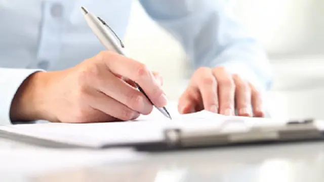 Ilustrasi tanda tangan (iStock)