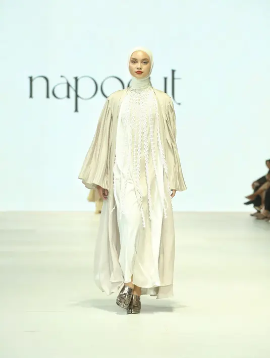 Koleksi JFW kali ini menjadi bentuk pengembangan diri naPocut yang ingin bertumbuh dan bergerak cepat dengan pasar yang ada saat ini. [Fimela/Adrian Utama P]