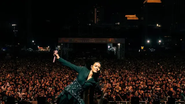 Raisa Tampil Powerful di KLBB 2026, Lady Boss Vibes dalam Balutan Wilsen Willim