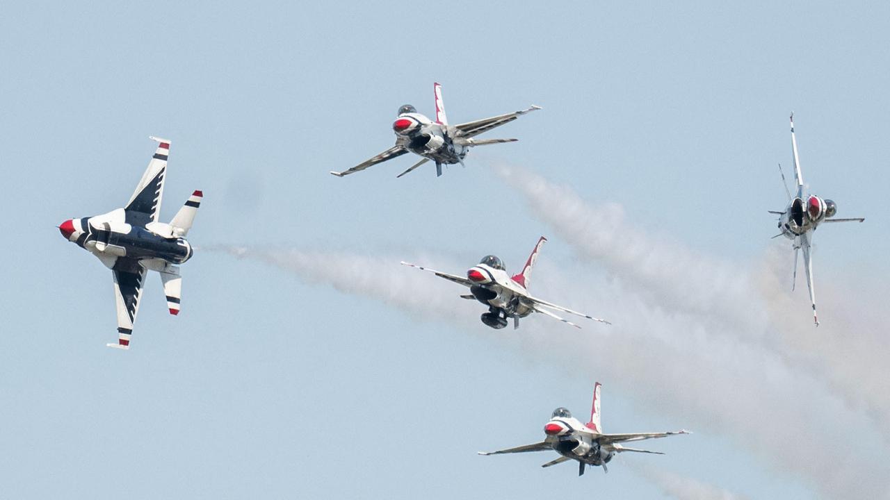FOTO: Aksi Thunderbirds AU AS Hibur Penonton di Langit Maryland