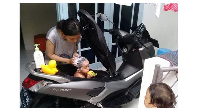 Fungsi Bagasi Motor Ini Bikin Geleng-geleng